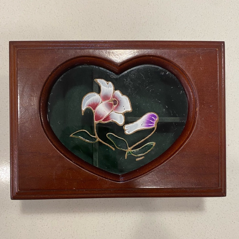 Jewelry Box - Picture 2 of 7